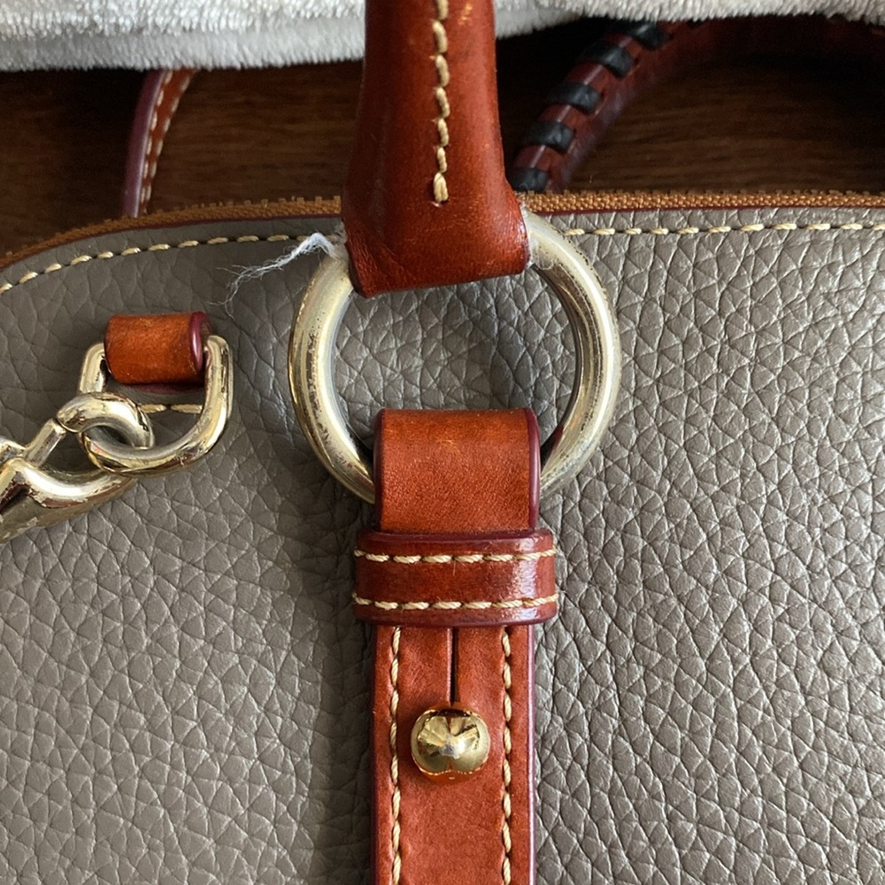 Dooney and Bourke bag - Picture 9 of 14